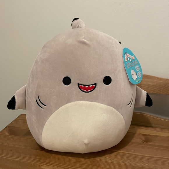 Gordon the Shark Squishmallow 🦈 - Picture 1 of 2